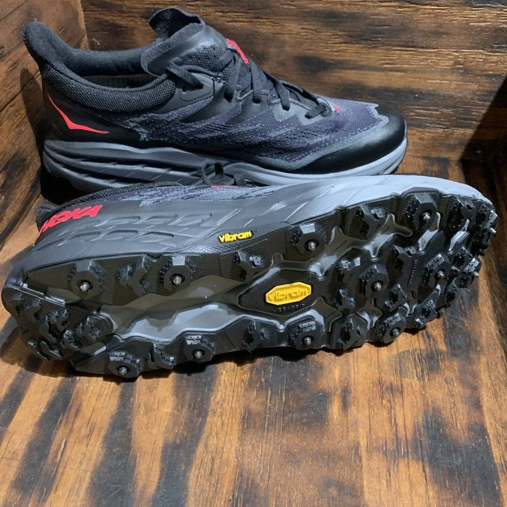 Hoka One One Womens Speedgoat 5 GTX Spike Trail Running Shoes 9.5B Black Hiking